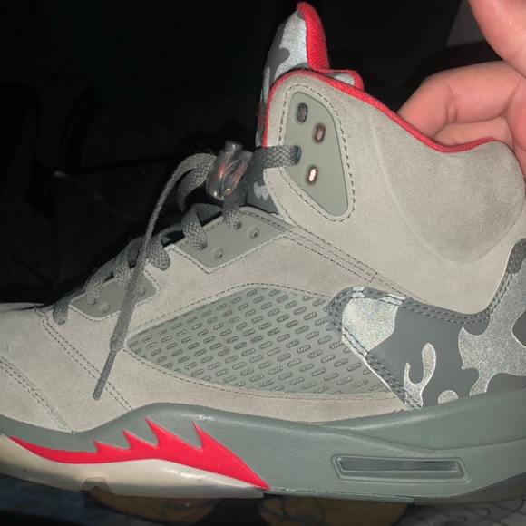 Jordan 5 University Red Dark Stucco main image 5